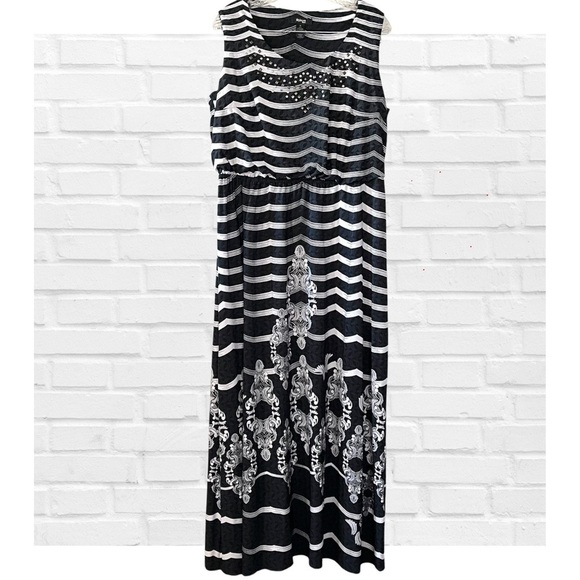 Style & Co 1X Empire Waist Maxi Dress Black White Metallic Stud Geometric Stripe - Picture 1 of 8